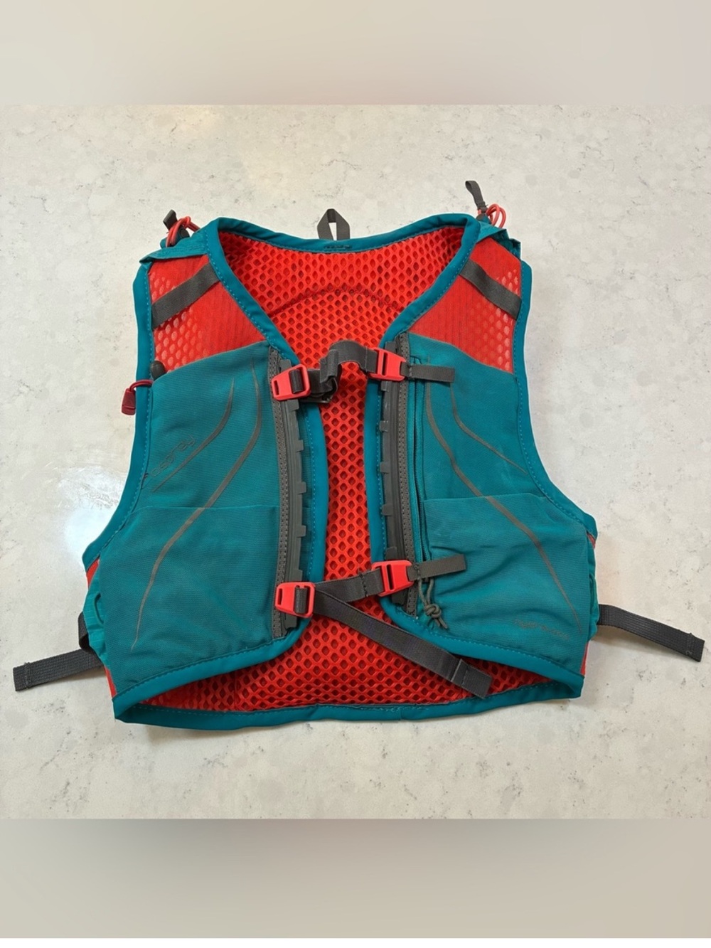 Osprey Dyna 1.5 Women’s Running and Hiking Hydration Vest